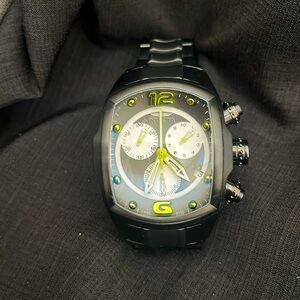 Super rare gunmetal gray and neon green Lupah… very minor wear on band
